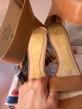 Joan & David Vintage ~ Never Worn ~Women's Tan Leather Open-Toe 3” Heel Sandals
